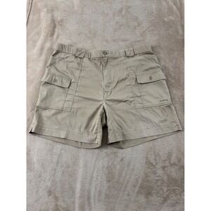 Sportif USA stretch cargo shorts Mens Size 46 Beige has a tear